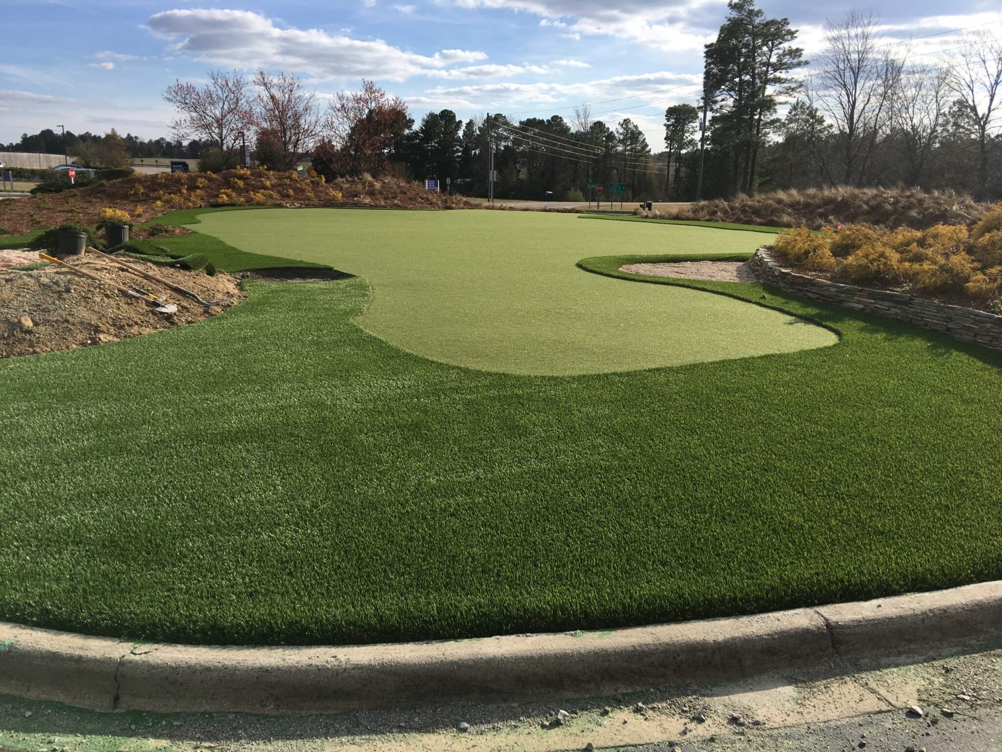 putting green, artificial grass for commercial use