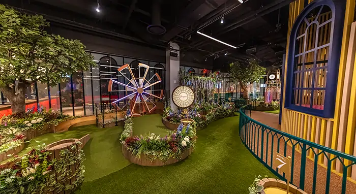 Commercial mini golf installation from SYNLawn