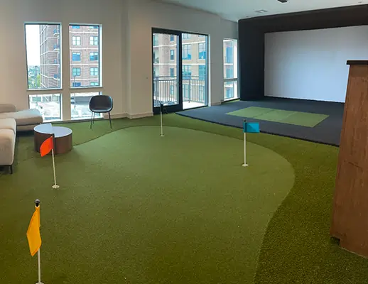 Commercial indoor putting green from SYNLawn