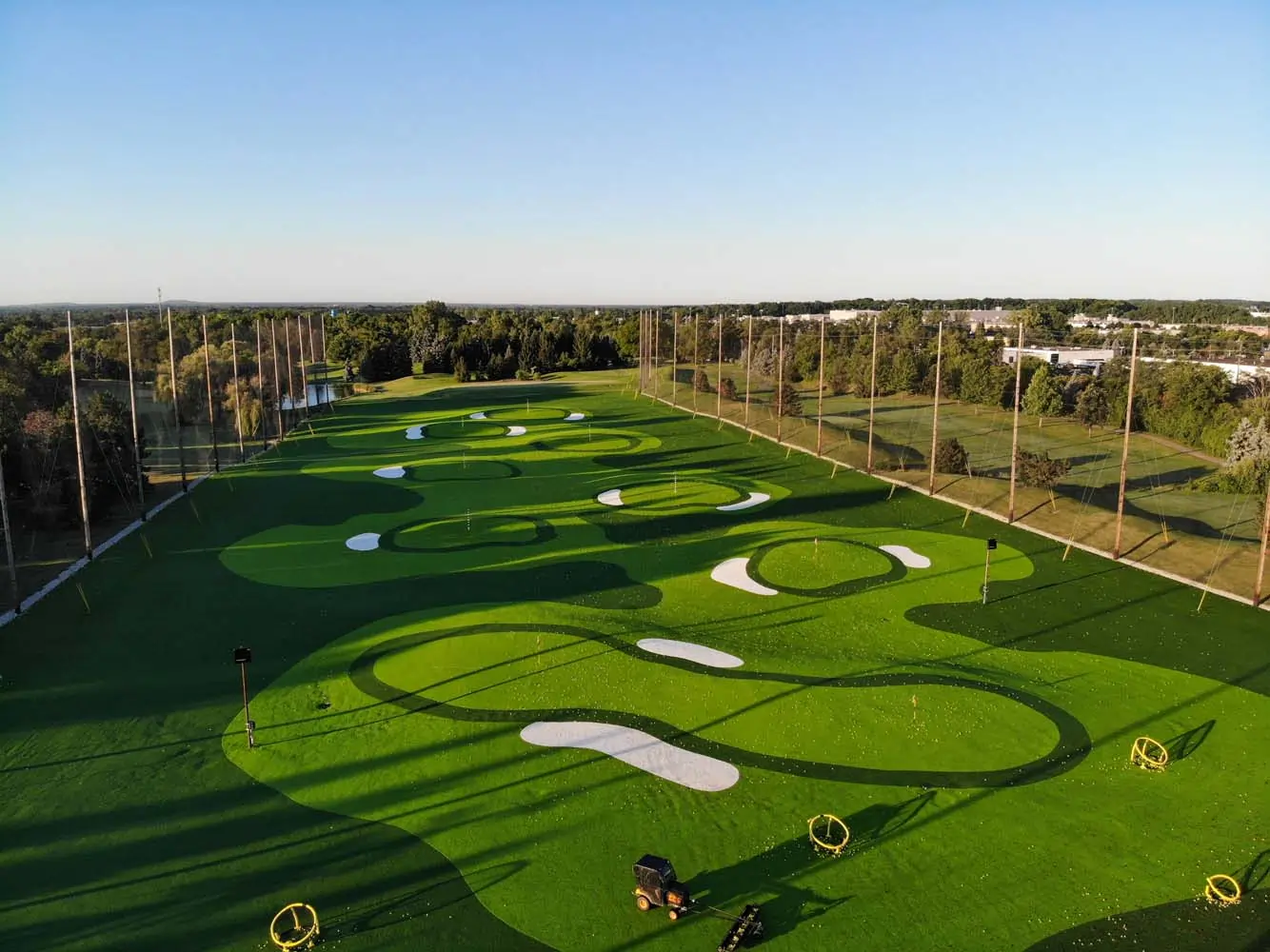 commercial-putting-green-gal-5 SYNLawn Commercial Driving Range Indiana Putting Green Turf