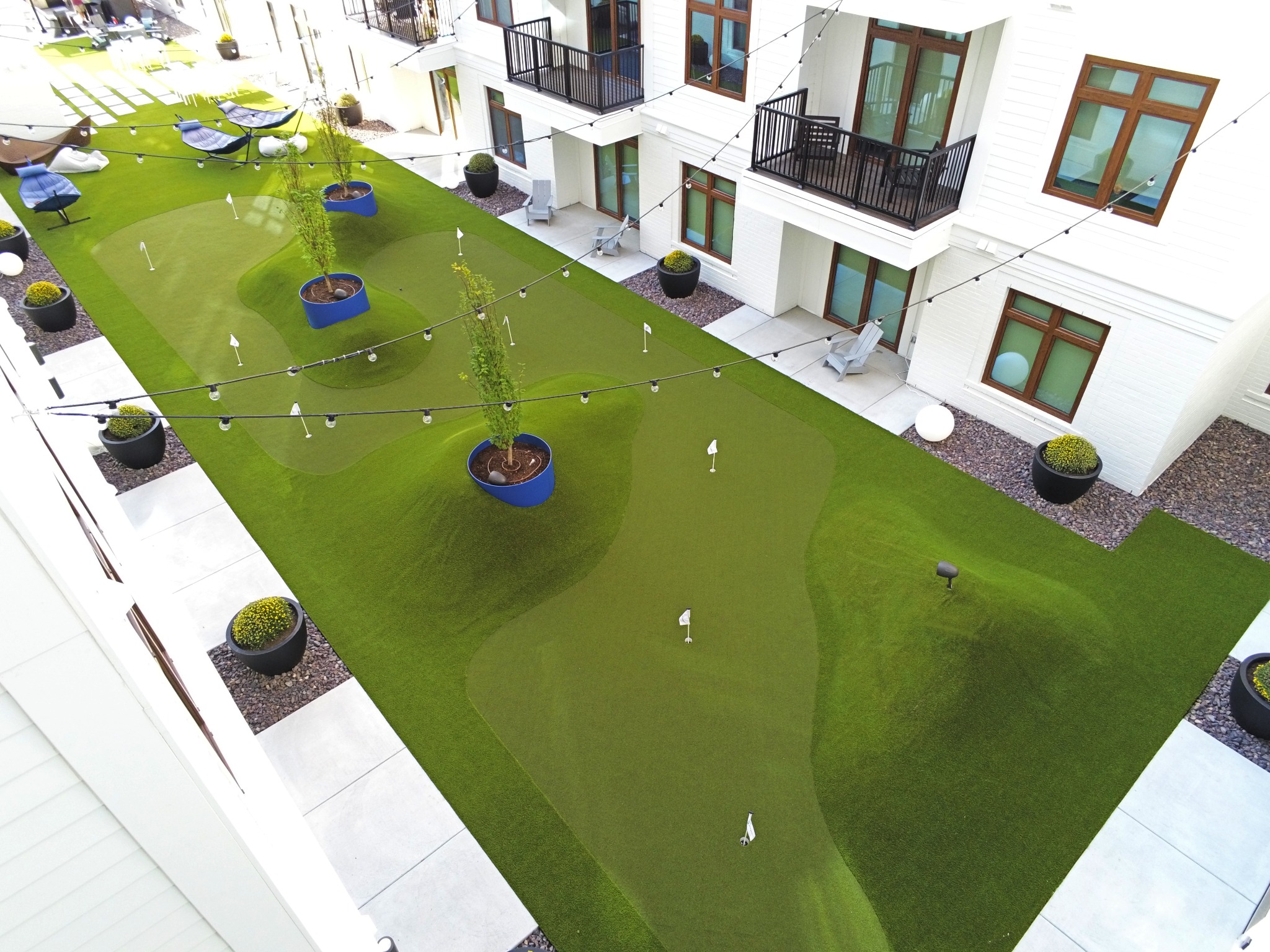 Indiana Commercial Artificial Grass Putting Green Courtyard Indiana Commercial Artificial Grass Putting Green Courtyard