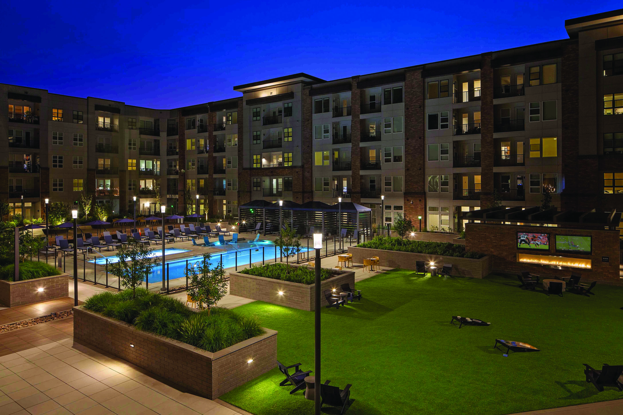 Hotel Indiana artificial grass lawn Hotel Indiana artificial grass lawn