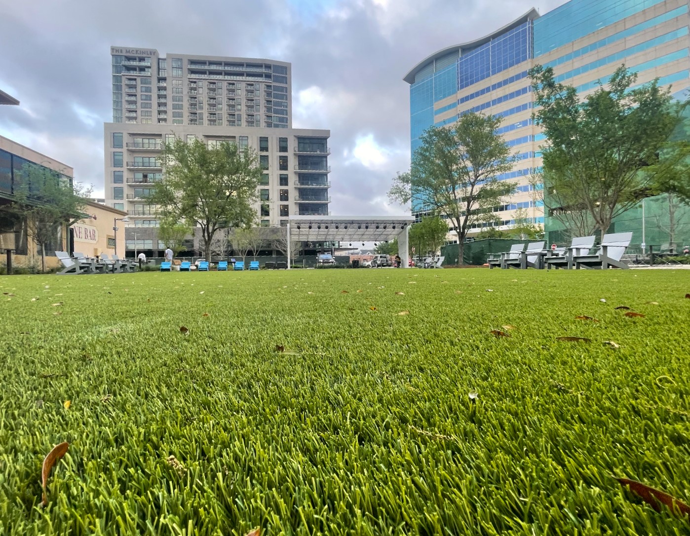 Indiana commercial artificial turf park lawn from SYNLawn Indiana commercial artificial turf park lawn from SYNLawn
